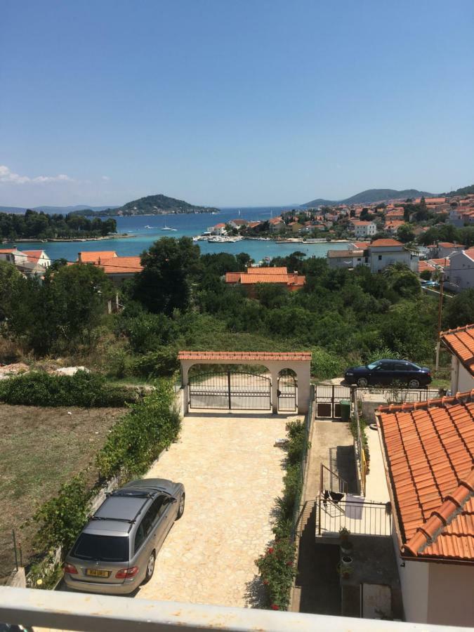 普莱克Apart Mani Di Lauro公寓 外观 照片